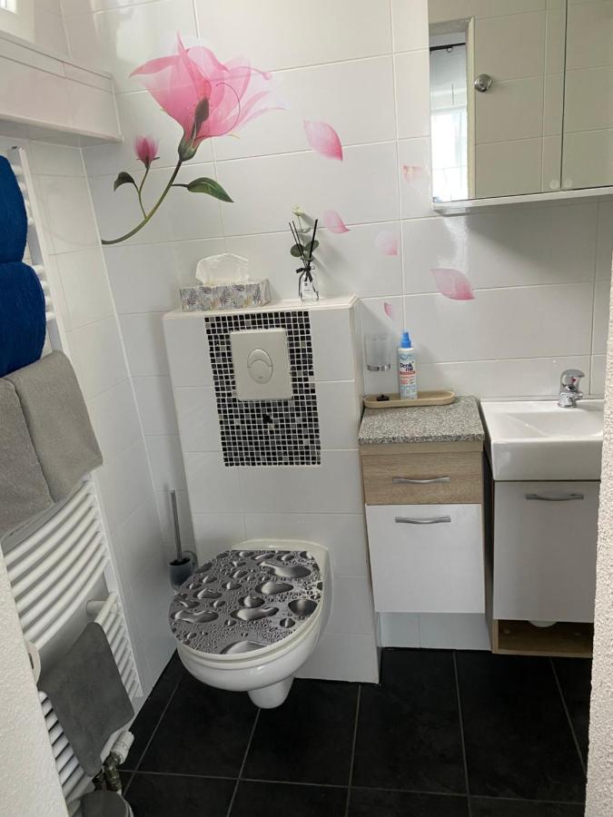 Modernes Studio Baden-Baden Ngoại thất bức ảnh