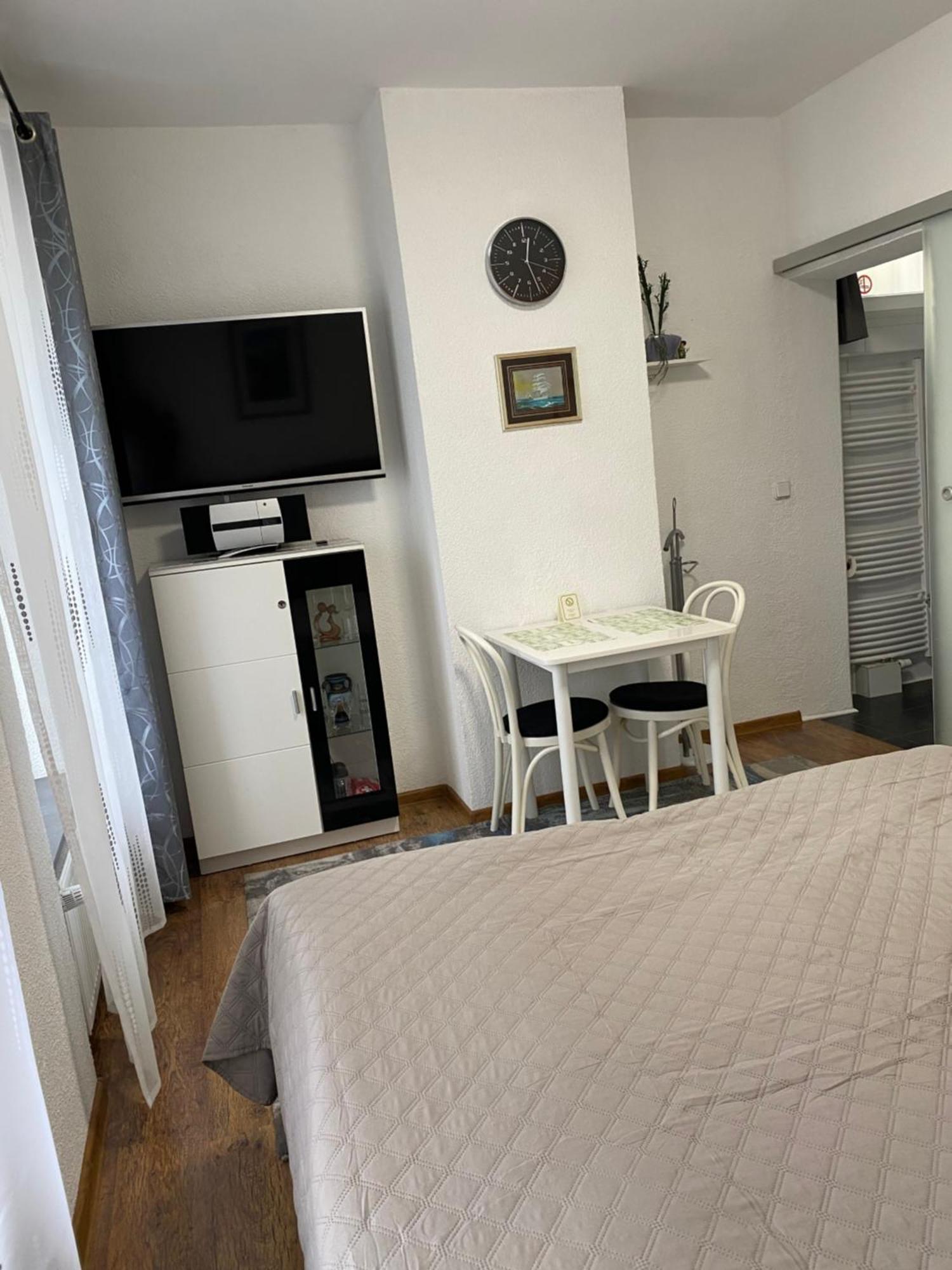 Modernes Studio Baden-Baden Ngoại thất bức ảnh