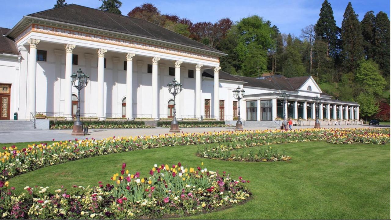 Modernes Studio Baden-Baden Ngoại thất bức ảnh